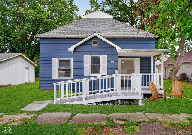 1st image of 607 S Sheridan Ave, Sheridan, IN 46069 | MLS# 22115520