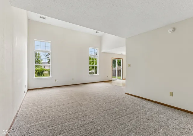 4th image of 165 Harts Ford Wy, Brownsburg, IN 46112 | MLS# 22115547