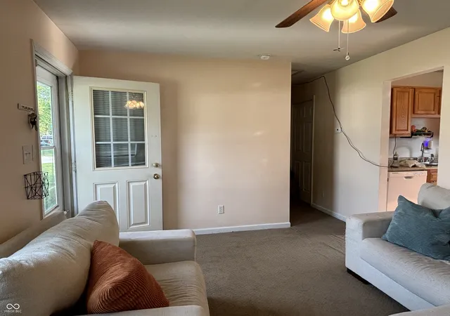 Photo 4 of Single family home for sale at 321 Vicksburg Ln, West Lafayette, IN 47906 | MLS# 22115548 | Listing updated on 2026-09-05