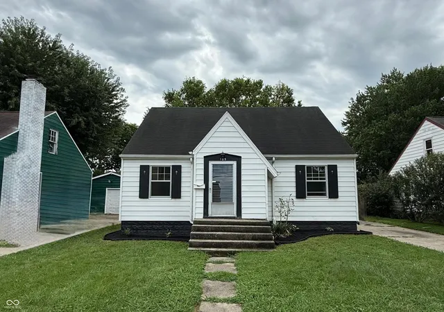 1st image of 105 E Vinyard, Anderson, IN 46012 | MLS# 22115588