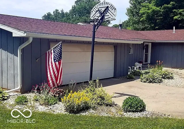 Photo 2 of Single family home for sale at 1266 N Crestview, Peru, IN 46970 | MLS# 22115603 | Listing updated on 2026-08-11