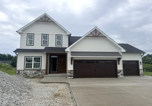1st image of 13 Pine Hills Ct, Crawfordsville, IN 47933 | MLS# 22115634