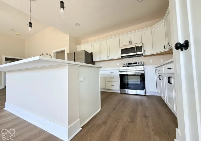 Photo 4 of Single family home for sale at 13 Pine Hills Ct, Crawfordsville, IN 47933 | MLS# 22115634 | Listing updated on 2026-10-01