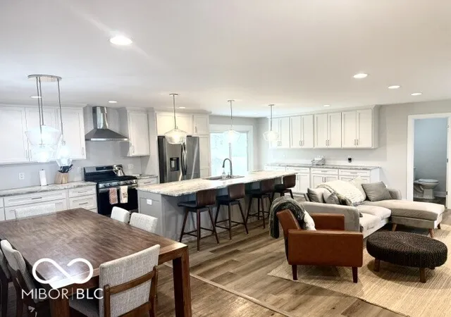Photo 3 of Single family home for sale at 1 Elm Tree Ct, Greenwood, IN 46142 | MLS# 22115640 | Listing updated on 2026-09-23