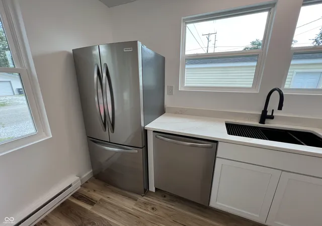 2nd image of 1933 S M St, Elwood, IN 46036 | MLS# 22115643