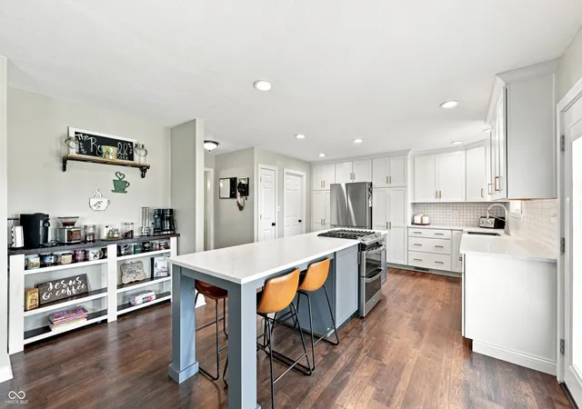 3rd image of 7218 N 500 W, Mc Cordsville, IN 46055 | MLS# 22115653