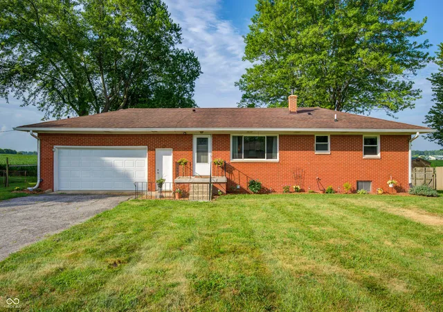 4th image of 709 Old Plank Rd, Franklin, IN 46131 | MLS# 22115660