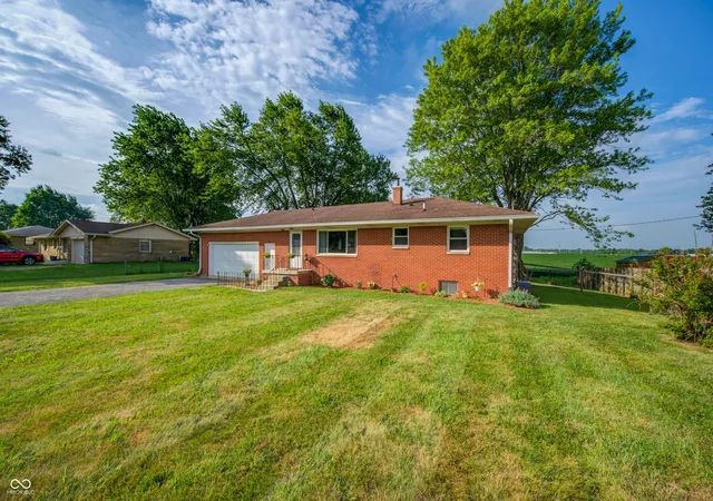 5th image of 709 Old Plank Rd, Franklin, IN 46131 | MLS# 22115660