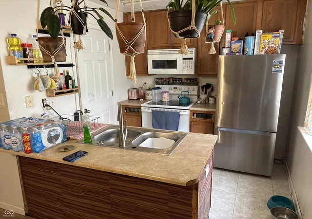 Photo 4 of Condo for sale at 68 Port Sylvia Dr #A, Indianapolis, IN 46224 | MLS# 22115688 | Listing updated on 2026-09-03