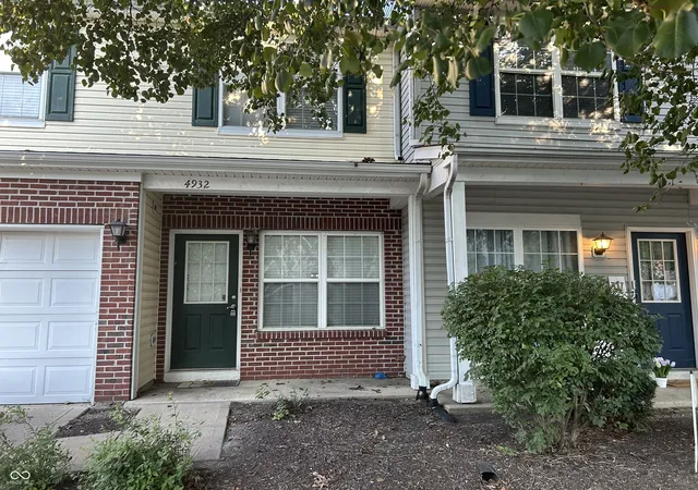 Photo 2 of Condo for sale at 4932 Tuscany Ln, Indianapolis, IN 46254 | MLS# 22115691 | Listing updated on 2026-09-02