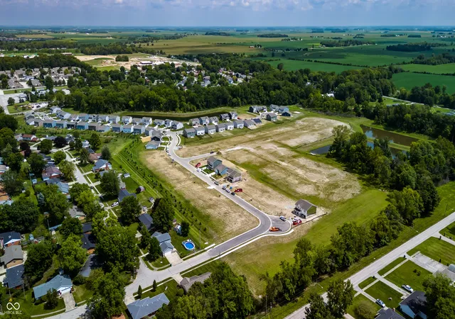 2nd image of 400 Oxford Ln, Lebanon, IN 46052 | MLS# 22115713
