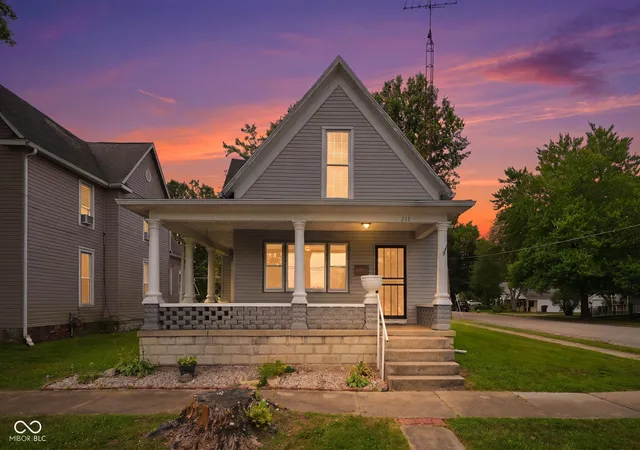 Photo 1 of Single family home for sale at 233 N Walnut St, Cambridge City, IN 47327 | MLS# 22115714 | Listing updated on 2026-09-01