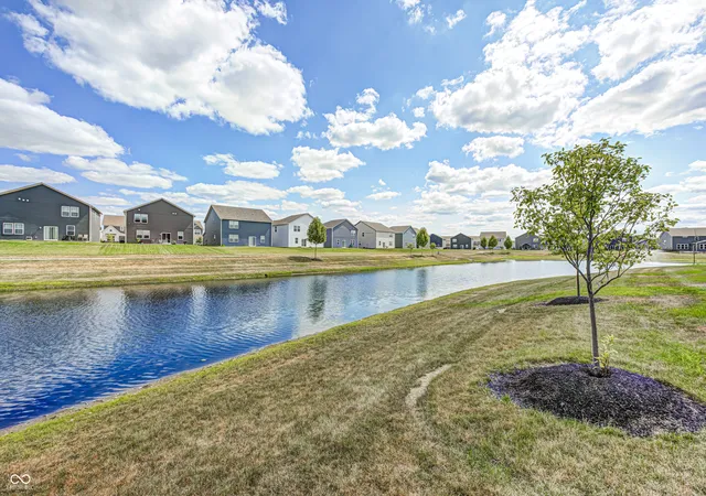 2nd image of 8628 Hudson Wy, Brownsburg, IN 46112 | MLS# 22115729