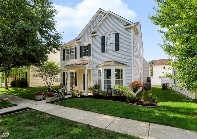 Photo 2 of Sale Pending at 3415 Aylesford Ln, Indianapolis, IN 46228 | MLS# 22115733 | Listing updated on 2026-08-04