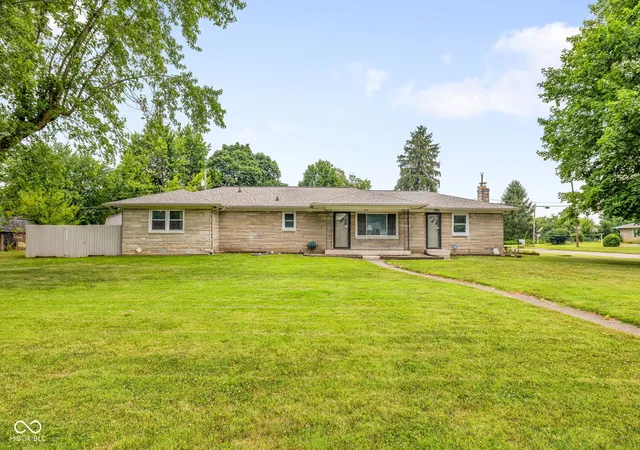 Photo 2 of Sale Pending at 4052 Mary Kay Dr, Indianapolis, IN 46221 | MLS# 22115738 | Listing updated on 2026-07-30