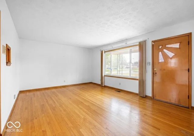 Photo 3 of Sale Pending at 4052 Mary Kay Dr, Indianapolis, IN 46221 | MLS# 22115738 | Listing updated on 2026-07-30