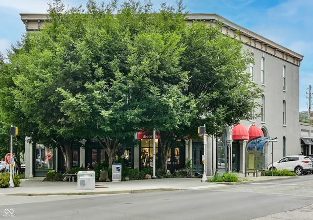 1st image of 706 Massachusetts Ave #202, Indianapolis, IN 46204 | MLS# 22115758
