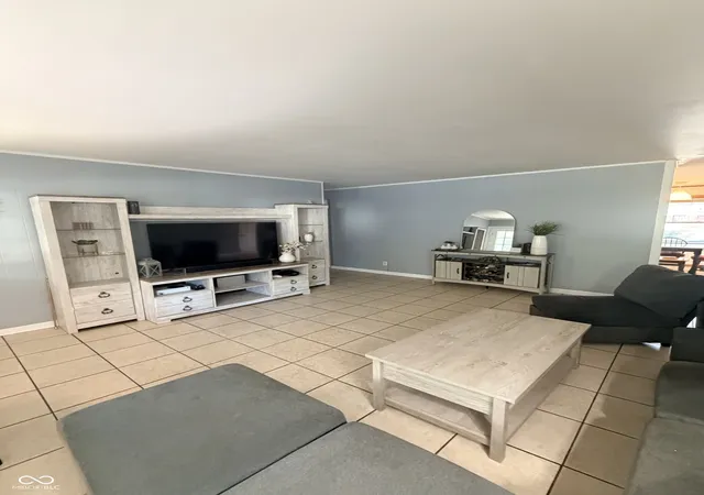 Photo 4 of Single family home for sale at 7847 Brennan Rd, Indianapolis, IN 46219 | MLS# 22115766 | Listing updated on 2026-10-24