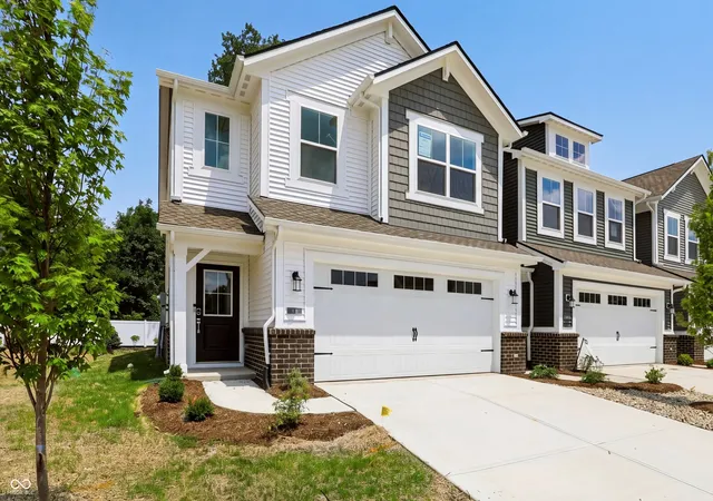 1st image of 418 Monarch Ln, Lebanon, IN 46052 | MLS# 22115768