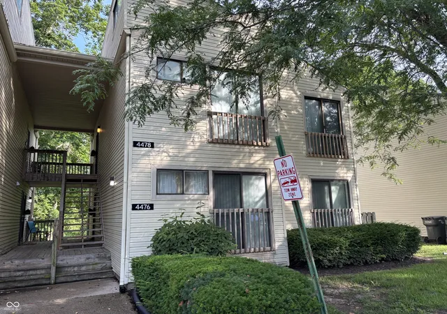 Photo 1 of Condo for sale at 4476 Abby Crk Ln, Indianapolis, IN 46205 | MLS# 22115820 | Listing updated on 2026-08-26
