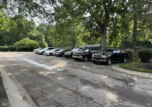 Photo 19 of Condo for sale at 4476 Abby Crk Ln, Indianapolis, IN 46205 | MLS# 22115820 | Listing updated on 2026-08-26