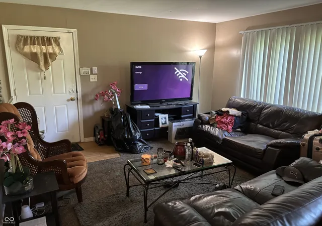 Photo 3 of Condo for sale at 4476 Abby Crk Ln, Indianapolis, IN 46205 | MLS# 22115820 | Listing updated on 2026-08-26