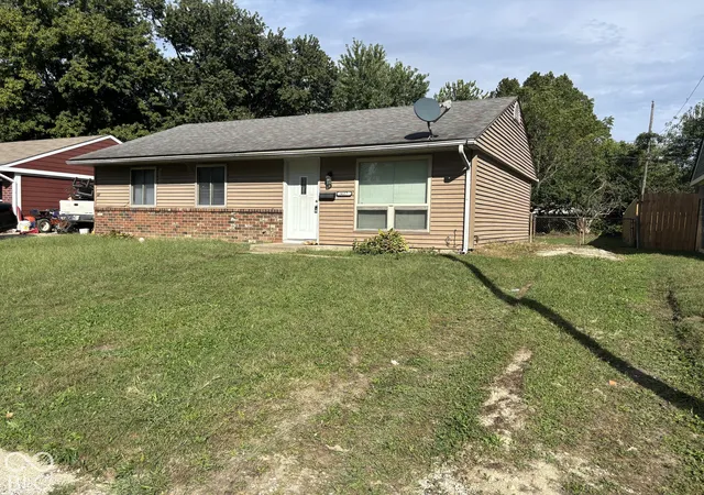Photo 2 of Single family home for sale at 1437 S Oxford St, Indianapolis, IN 46203 | MLS# 22115854 | Listing updated on 2026-10-07