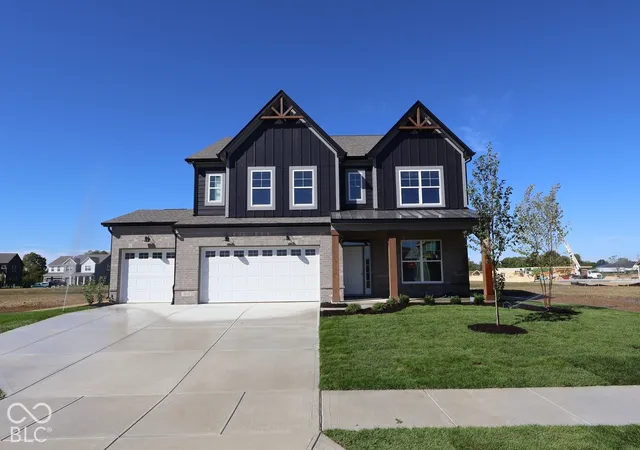 Photo 1 of Single family home for sale at 4950 Tawny Ct, Brownsburg, IN 46112 | MLS# 22115862 | Listing updated on 2026-10-08