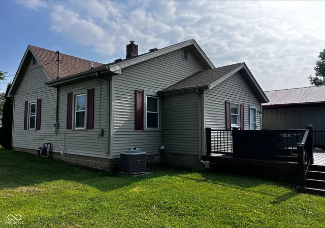 Photo 5 of Single family home for sale at 409 W 8th Street, Lapel, IN 46051 | MLS# 22115890 | Listing updated on 2026-08-11