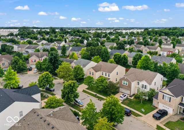 Photo 3 of Single family home for sale at 15287 Reflection Ct, Noblesville, IN 46060 | MLS# 22115899 | Listing updated on 2026-09-30