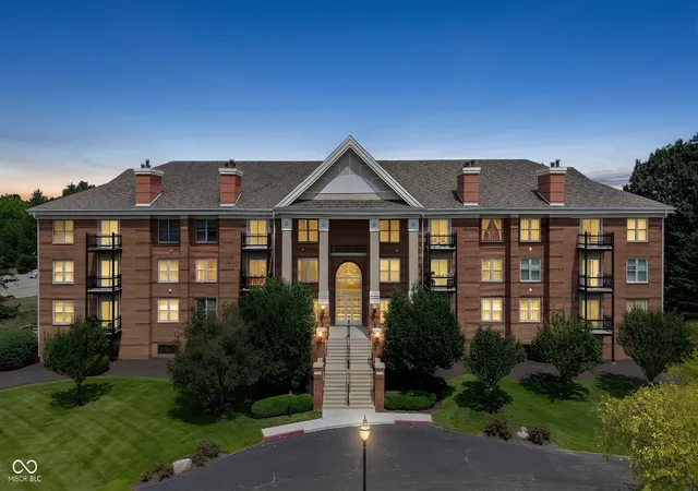 Photo 1 of Sale Pending at 8681 Jaffa Ct E Dr #16, Indianapolis, IN 46260 | MLS# 22115903 | Listing updated on 2026-09-14