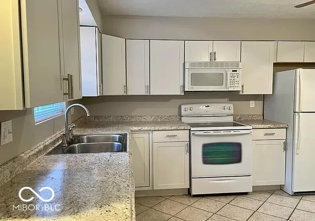 4th image of 7608 Southfield Div, Indianapolis, IN 46227 | MLS# 22115909