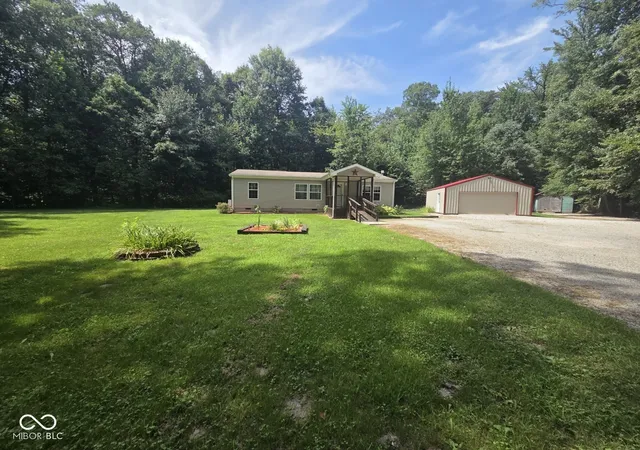 Photo 2 of Sale Pending at 5215 N Private Rd 265 W, North Vernon, IN 47265 | MLS# 22115913 | Listing updated on 2026-08-01