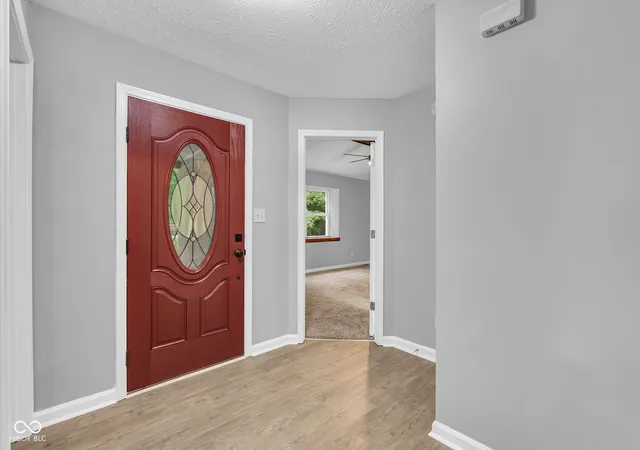 Photo 3 of Sale Pending at 23 Lincoln Hills, Coatesville, IN 46121 | MLS# 22115922 | Listing updated on 2026-10-09