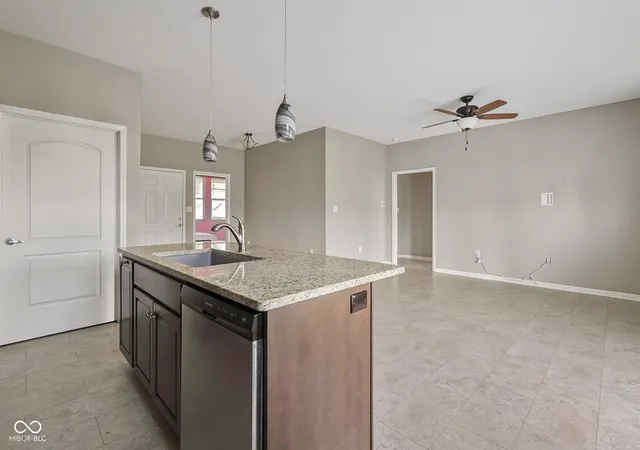 Photo 4 of Single family home for sale at 107 Weber Ct, Franklin, IN 46131 | MLS# 22115924 | Listing updated on 2026-09-21