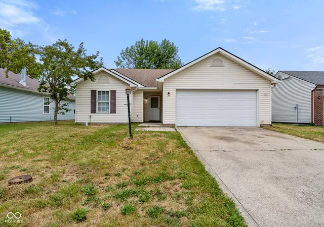 2nd image of 7037 Dewester Dr, Indianapolis, IN 46236 | MLS# 22115927
