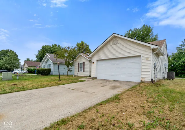 3rd image of 7037 Dewester Dr, Indianapolis, IN 46236 | MLS# 22115927