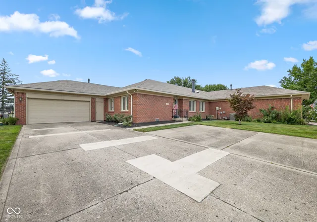 Photo 1 of Single family home for sale at 8616 Cricket Tree Ln, Indianapolis, IN 46260 | MLS# 22115942 | Listing updated on 2026-09-08