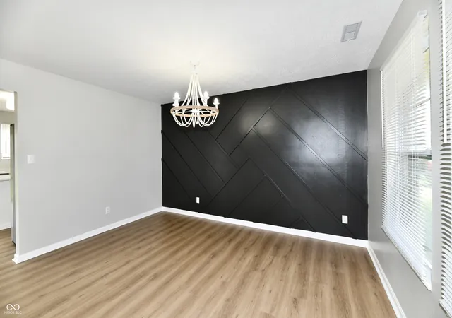 Photo 4 of Single family home for sale at 2560 Cabin Hl Rd, Indianapolis, IN 46229 | MLS# 22115954 | Listing updated on 2026-10-07