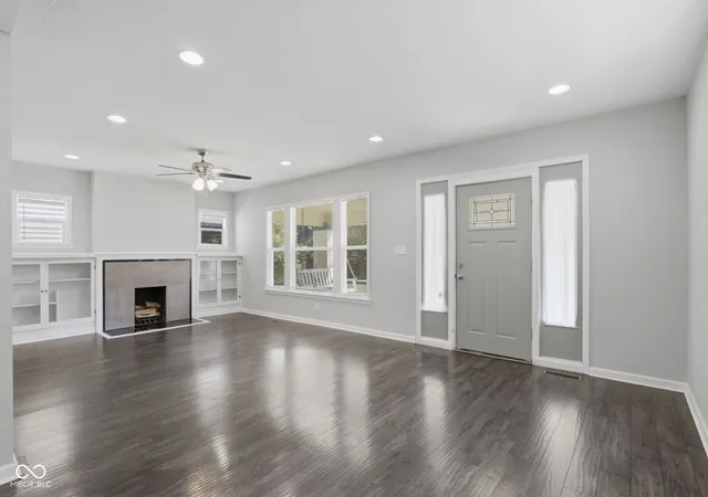 Photo 4 of Single family home for sale at 336 Eastern Ave, Indianapolis, IN 46201 | MLS# 22115964 | Listing updated on 2026-10-01