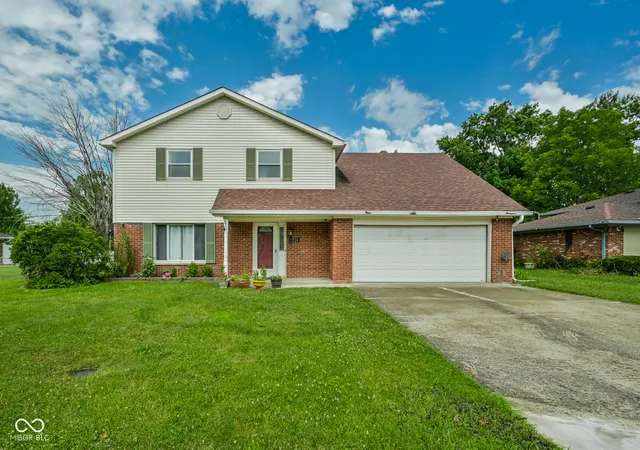 Photo 1 of Single family home for sale at 2724 Andy Dr, Indianapolis, IN 46229 | MLS# 22115966 | Listing updated on 2026-09-29