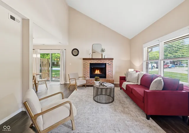 Photo 3 of Condo for sale at 7548 Castleton Farms W Dr, Indianapolis, IN 46256 | MLS# 22115971 | Listing updated on 2026-10-10
