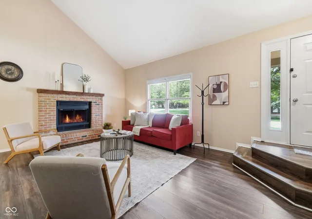 Photo 4 of Condo for sale at 7548 Castleton Farms W Dr, Indianapolis, IN 46256 | MLS# 22115971 | Listing updated on 2026-10-10