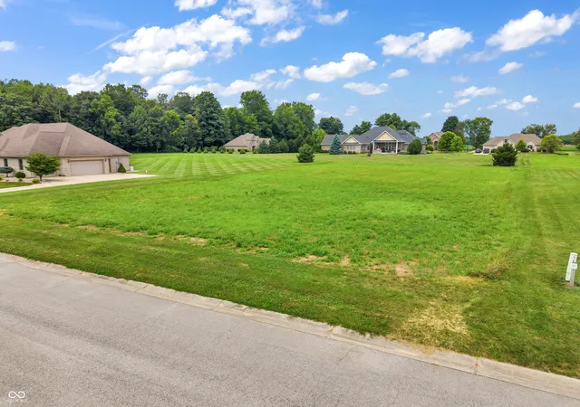 1st image of 6076 Bluegrass Rd, Kokomo, IN 46901 | MLS# 22115987