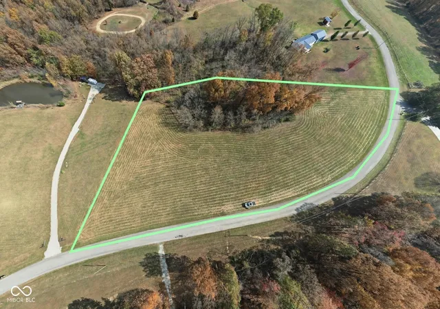 Photo 2 of Sale Pending at 0 E Ash, Bloomfield, IN 47424 | MLS# 22115991 | Listing updated on 2026-07-28