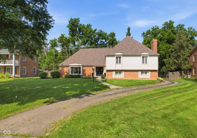 Photo 1 of Single family home for sale at 6706 Cricklewood Rd, Indianapolis, IN 46220 | MLS# 22116003 | Listing updated on 2026-09-29