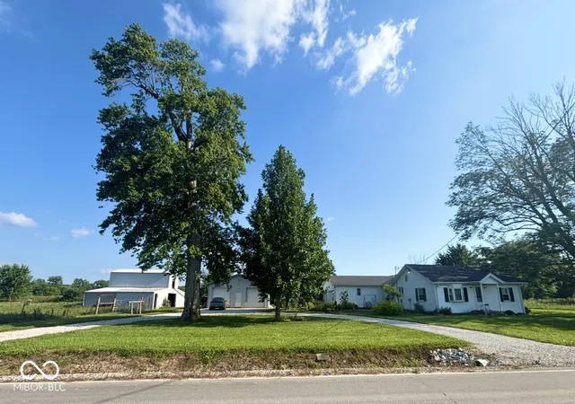 1st image of 11983 N Wellman Rd, Stilesville, IN 46180 | MLS# 22116004