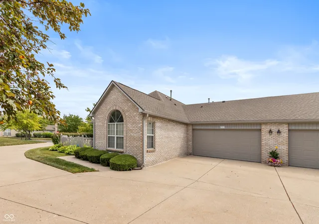Photo 21 of Condo for sale at 5826 Quail Run Dr, Indianapolis, IN 46237 | MLS# 22116018 | Listing updated on 2026-08-24