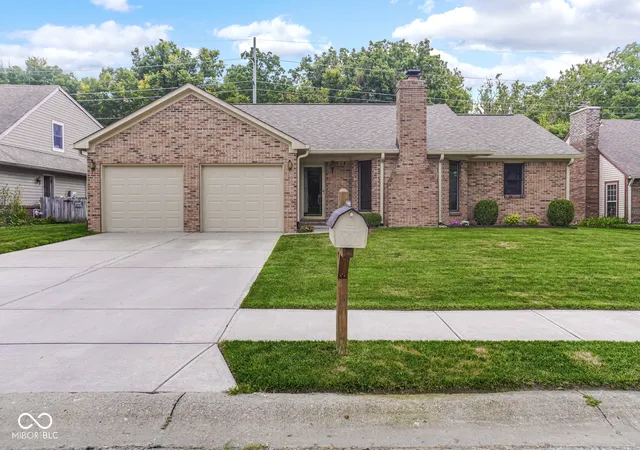 1st image of 943 Johnathan, Plainfield, IN 46168 | MLS# 22116026
