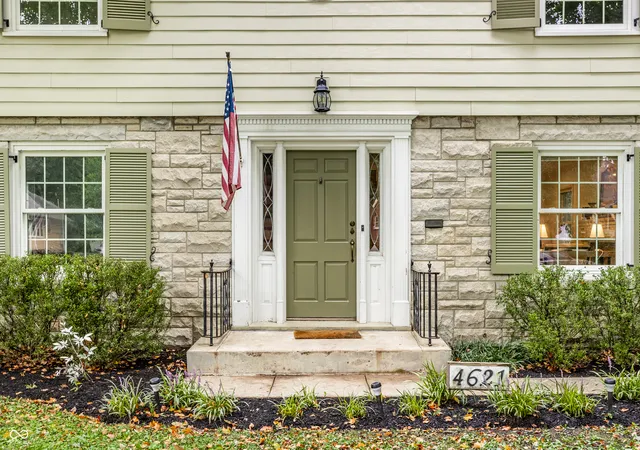 Photo 3 of Sale Pending at 4621 Graceland Ave, Indianapolis, IN 46208 | MLS# 22116029 | Listing updated on 2026-09-23